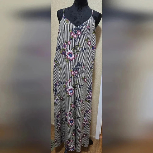 Jumpsuit/Overalls - Picture 1 of 6